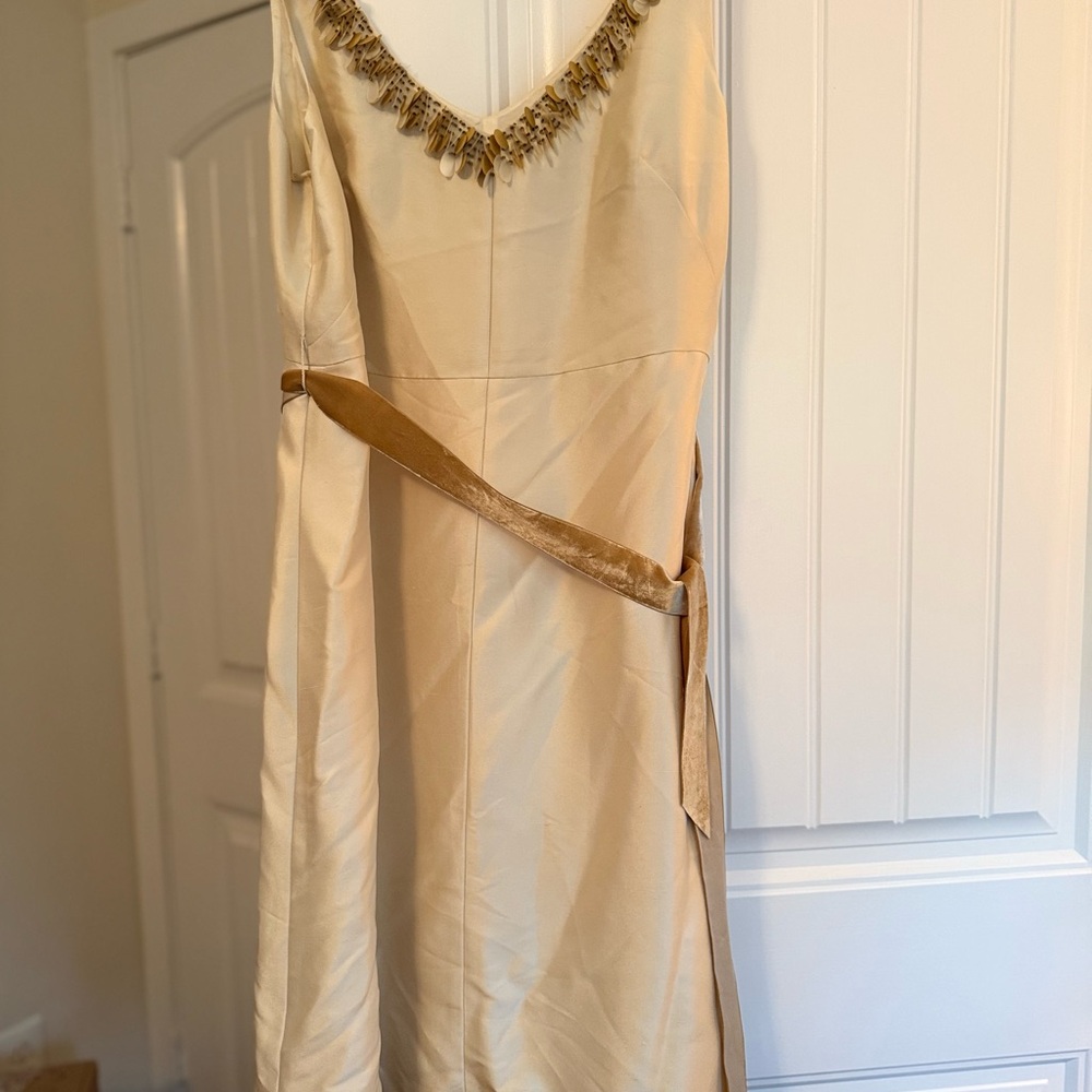 Banana Republic Vintage Cream Gold Sleeveless V-Neck Midi Dress